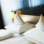 Brackweder Hof Hotel 3*