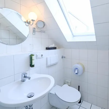 Brackweder Hof Hotell 3*