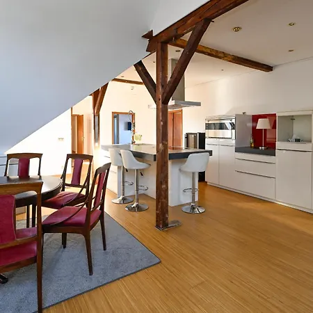 Brackweder Hof Szálloda 3*