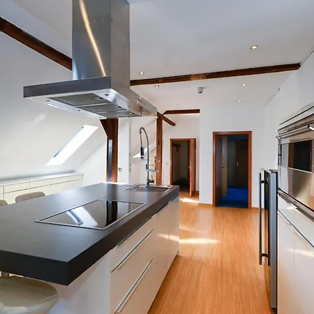 Brackweder Hof Szálloda 3*